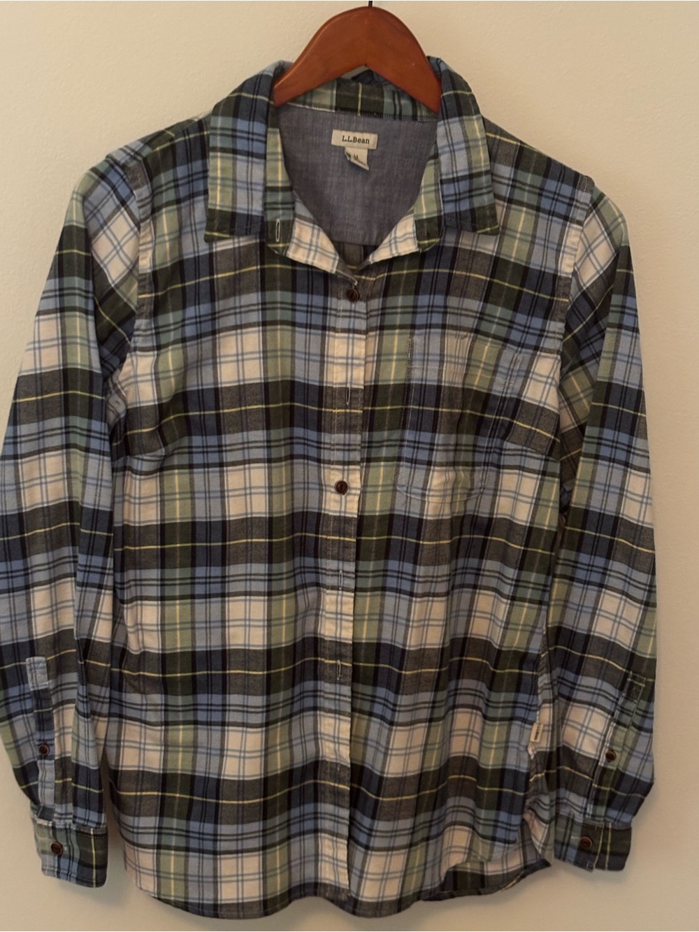 L.L. Bean Women’s Lightweight Flannel Blue Green Plaid Button-Up Shirt